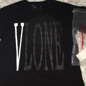 VLONE 3M Staple Tee XL Used 9/10 condition
